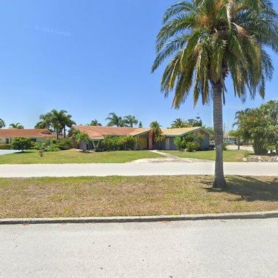 3440 Floramar Ter, New Port Richey, FL 34652