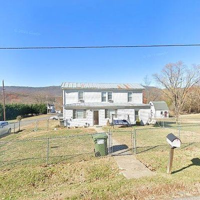 301 N 3 Rd St, Shenandoah, VA 22849