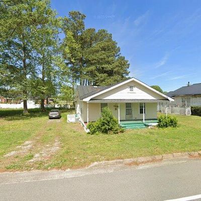 303 N Sycamore St, Fremont, NC 27830