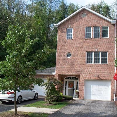 310 Cheney Oak Dr, Johnstown, PA 15905