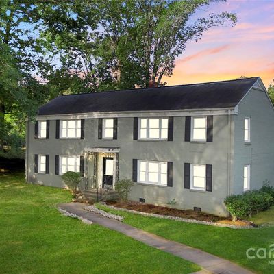 349 Wakefield Drive, Charlotte, NC 28209