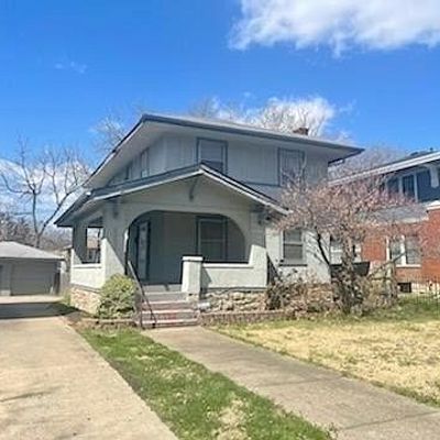 3572 Pennsylvania Ave, Kansas City, MO 64111