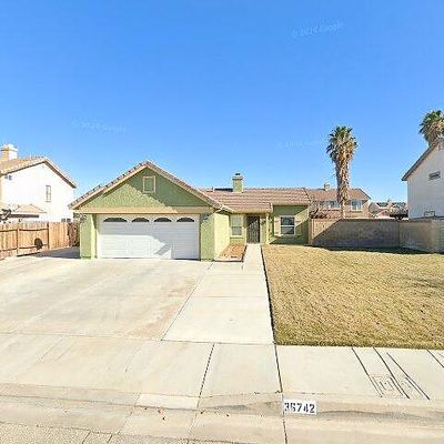 36742 Solvay St, Palmdale, CA 93552