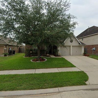 4720 Lake Rim Dr, Alvin, TX 77511