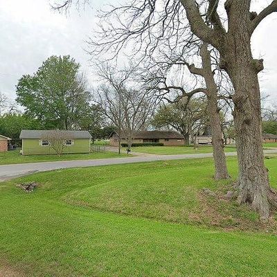 418 Neal Rd, Wharton, TX 77488