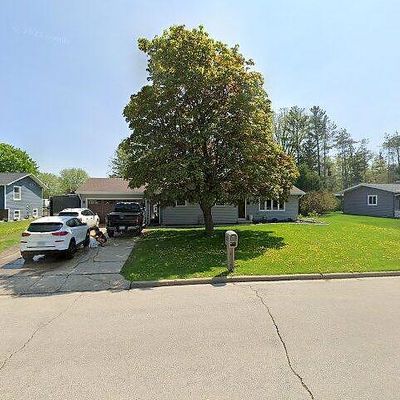 420 Johnson St, Pulaski, WI 54162