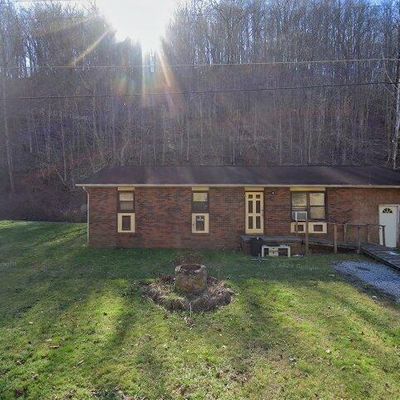 420 Willow Springs Rd, Elizabethton, TN 37643