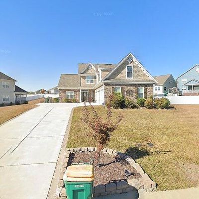 4218 Dock View Rd, Fayetteville, NC 28306