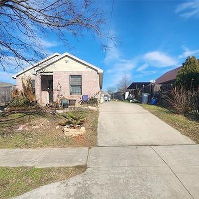 5209 Anderson St, Fort Worth, TX 76105