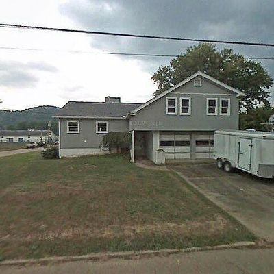 535 N Main St, New Martinsville, WV 26155