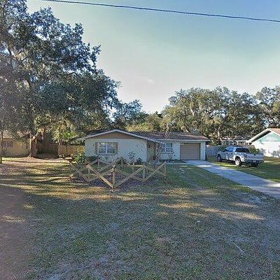 4935 Mockingbird Dr, Dade City, FL 33523