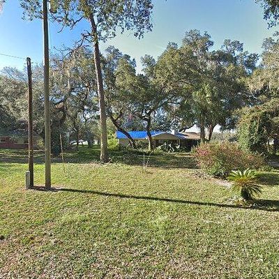 4979 Lakewood Dr, Dade City, FL 33523