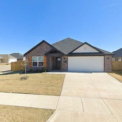 498 S Benchmark Ln, Fayetteville, AR 72704