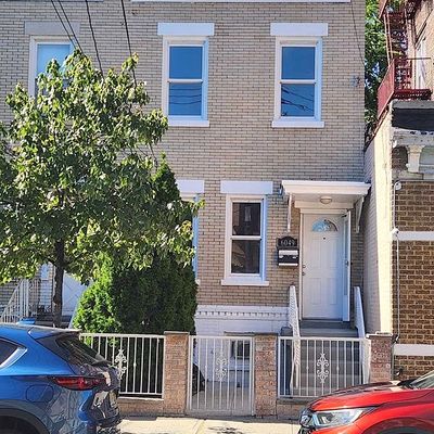 6049 Palisade Ave, West New York, NJ 07093