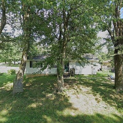 609 S Ralls St, New London, MO 63459