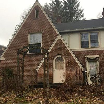 610 Plumer Ave, Franklin, PA 16323