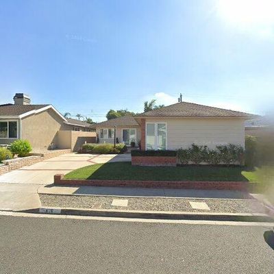 616 Southshore Dr, Seal Beach, CA 90740