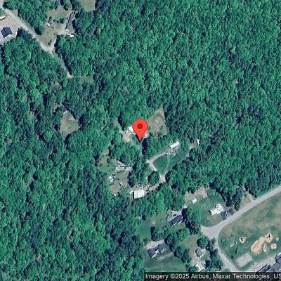 63 School St, Brooks, ME 04921