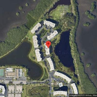 6475 Shoreline Dr, St Petersburg, FL 33708