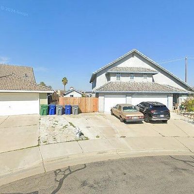 577 Cedarwood Ct, Los Banos, CA 93635