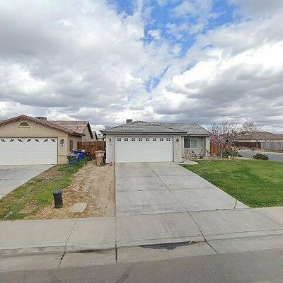 600 Aussie Ave, Bakersfield, CA 93307