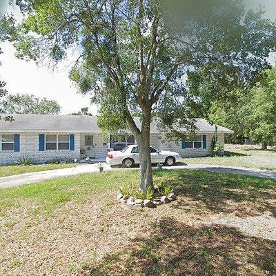 710 Highlands Ave, Dundee, FL 33838