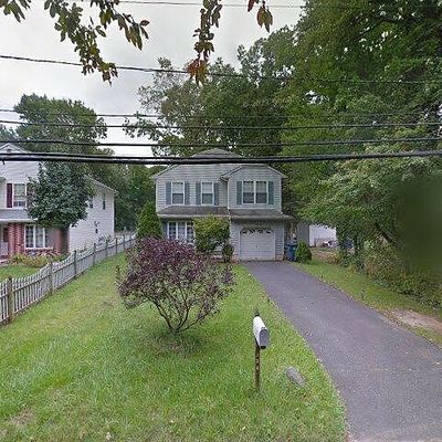 724 Magnolia Rd, North Brunswick, NJ 08902