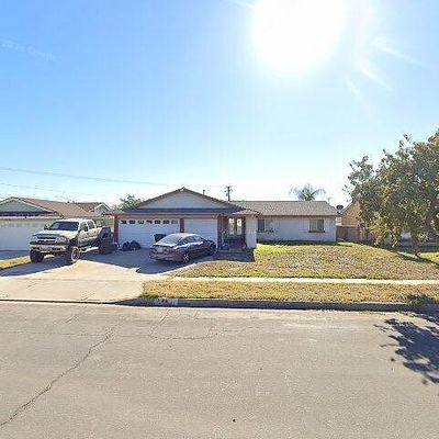 729 W Hawthorne St, Rialto, CA 92376