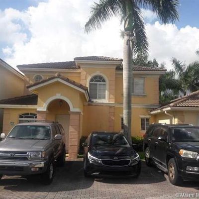 7327 Nw 173rd Dr, Hialeah, FL 33015