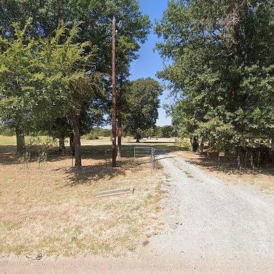 7397 S State Highway 78, Bonham, TX 75418