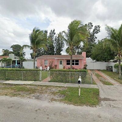 744 Troy Blvd, West Palm Beach, FL 33409