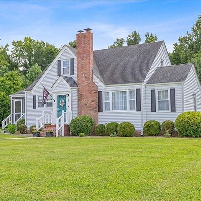 67 E Windsor Blvd, Windsor, VA 23487