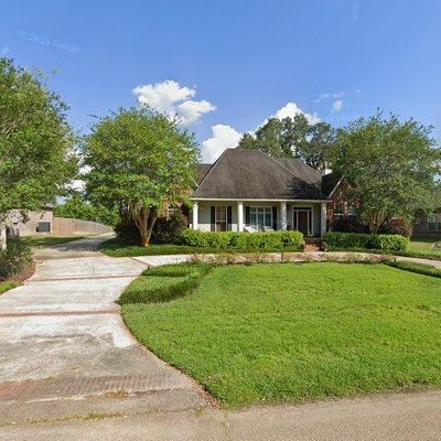 6924 Hunters Way, Denham Springs, LA 70726