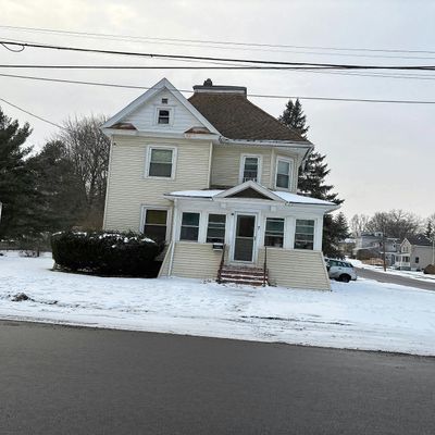 7 Swift St, Waterloo, NY 13165