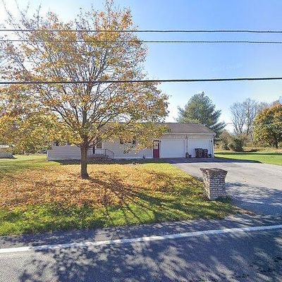 828 Doubling Gap Rd, Newville, PA 17241