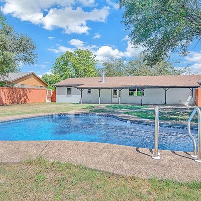 831 W 3 Rd St, Eddy, TX 76524