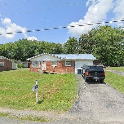 839 Je Evins Ave, Smithville, TN 37166