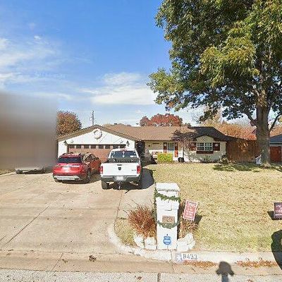 8433 Main St, North Richland Hills, TX 76182