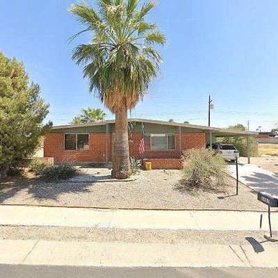 8460 E Shiloh St, Tucson, AZ 85710