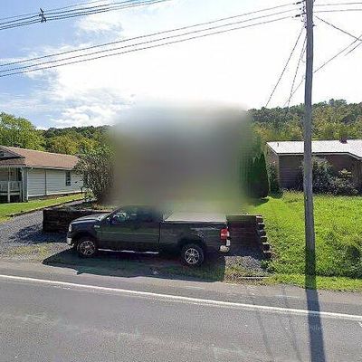 848 E Walnut St, Lewistown, PA 17044