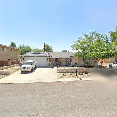 890 Crestwood Dr, Kingman, AZ 86409