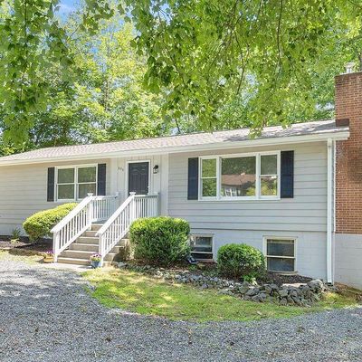 896 Jefferson Dr, Palmyra, VA 22963