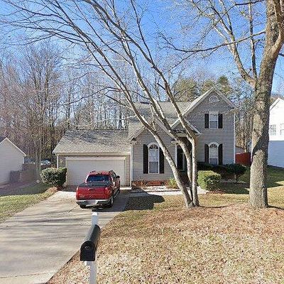 7716 Pence Pond Ln, Charlotte, NC 28227