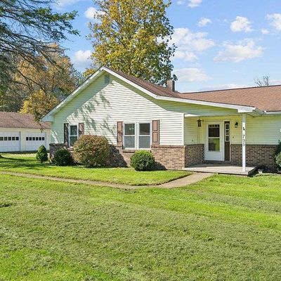 795 Bridge St, Stoystown, PA 15563