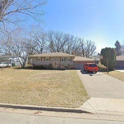 8021 Madison St Ne, Minneapolis, MN 55432