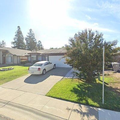 8038 Torrente Way, Sacramento, CA 95823