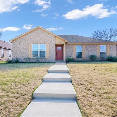 8106 Woodside Rd, Rowlett, TX 75088