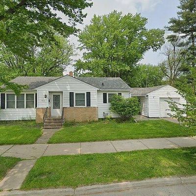 916 W Wausau Ave, Wausau, WI 54401