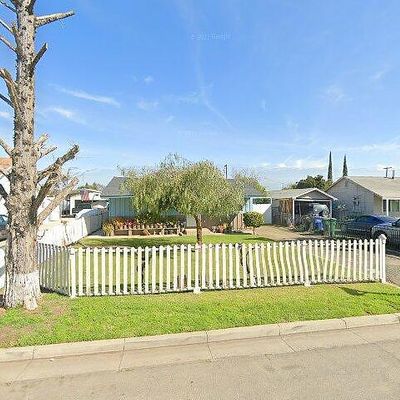 9484 Stanford Ave, Planada, CA 95365