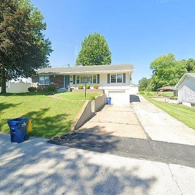 1027 N Mill Dr, Festus, MO 63028